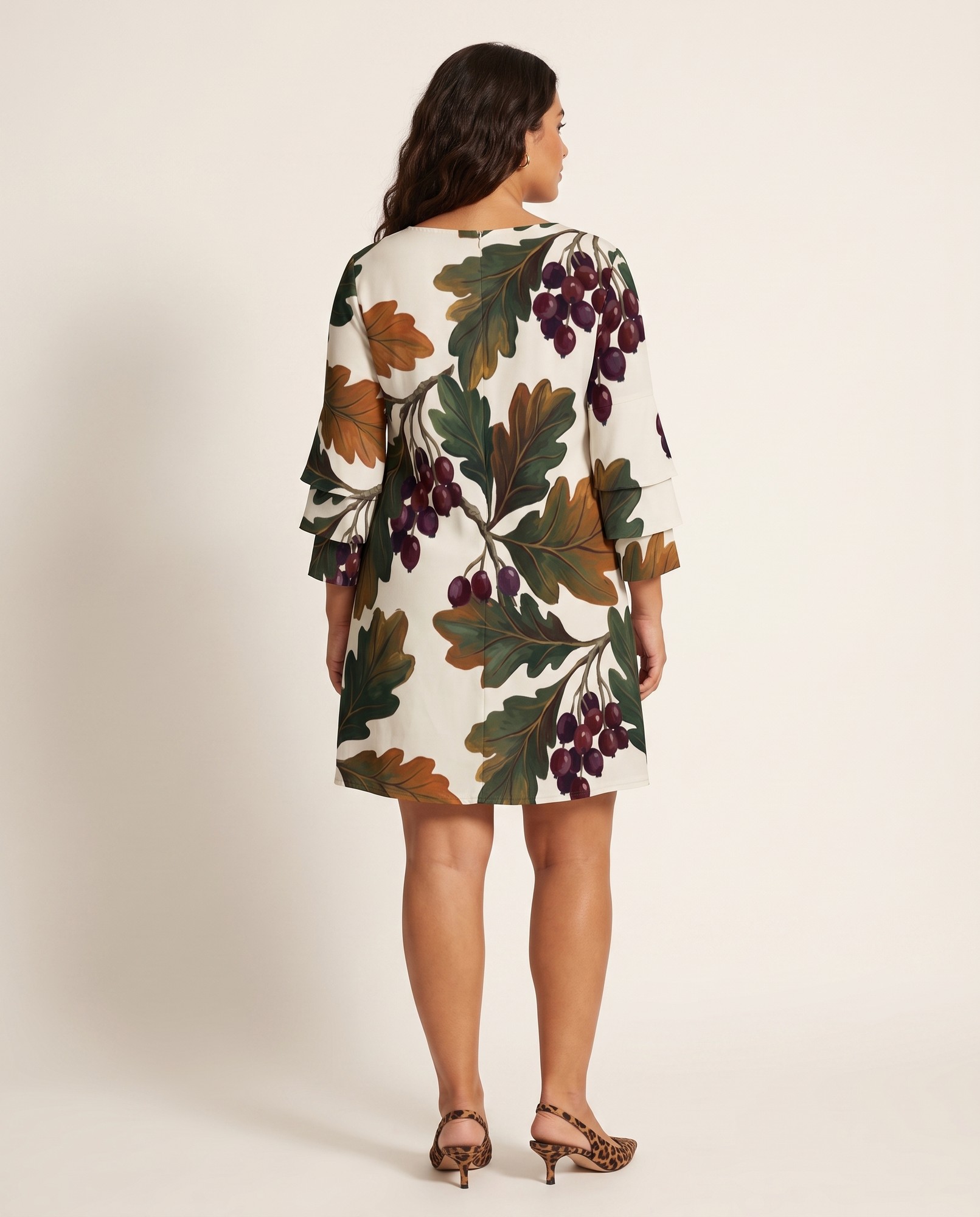 Painterly Oak Leaf Berry Flutter Sleeve — view 4